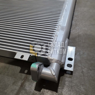Радиатор масляный Кomatsu PC300-7, PC350-7 207-03-71640